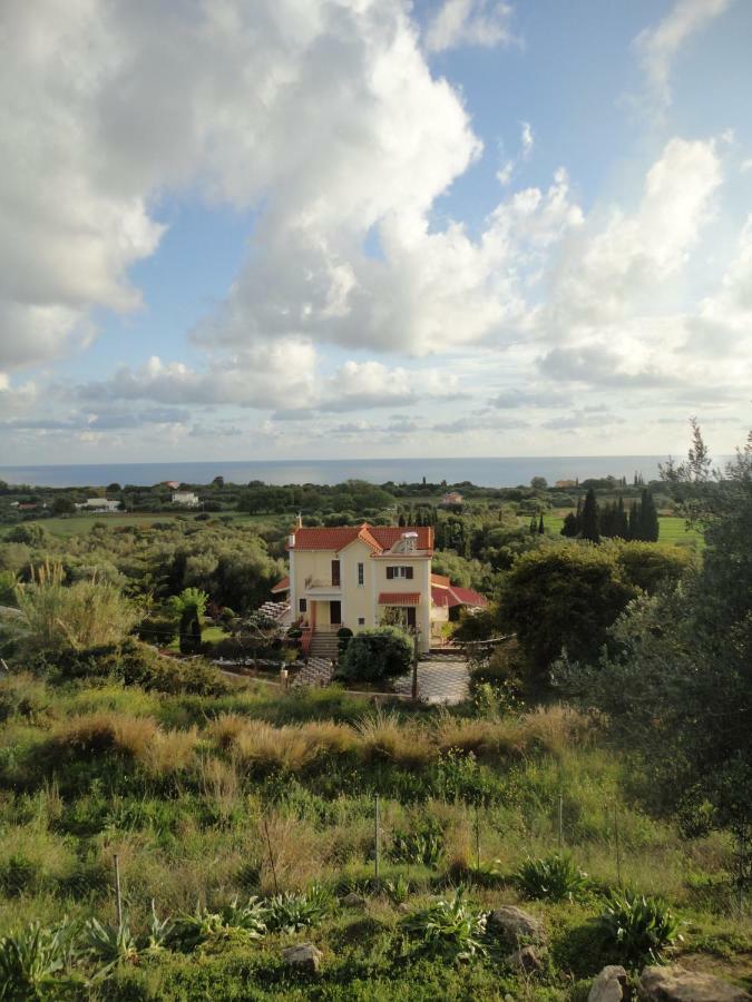 Villa Elpida Svoronata Eksteriør billede